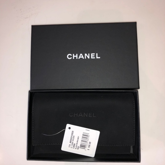 CHANEL Card Holder - 2017 Pre-Fall Collection - Picture 1 of 5